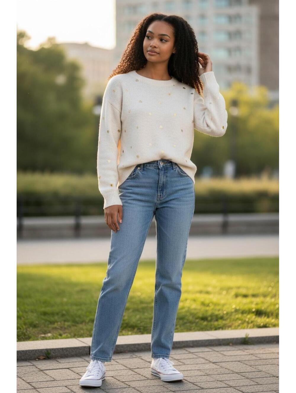 CeCe Cream Sweater with Gold Metallic Specks Size M